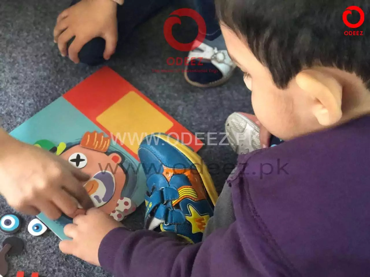 Magnetic Jigsaw Puzzles Crazy Face Book - 012 - Default Title - Odeez | Educational Toys Pakistan