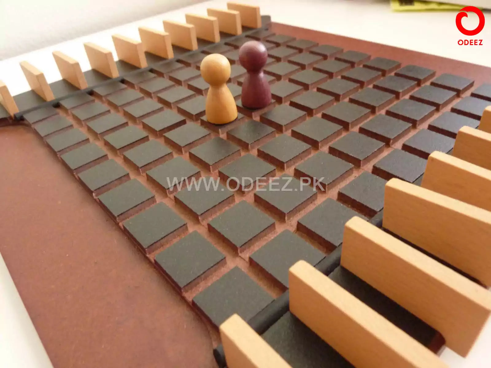 Quoridor Abstract Strategy Game for Adults and Families - Default Title - Odeez | Educational Toys Pakistan