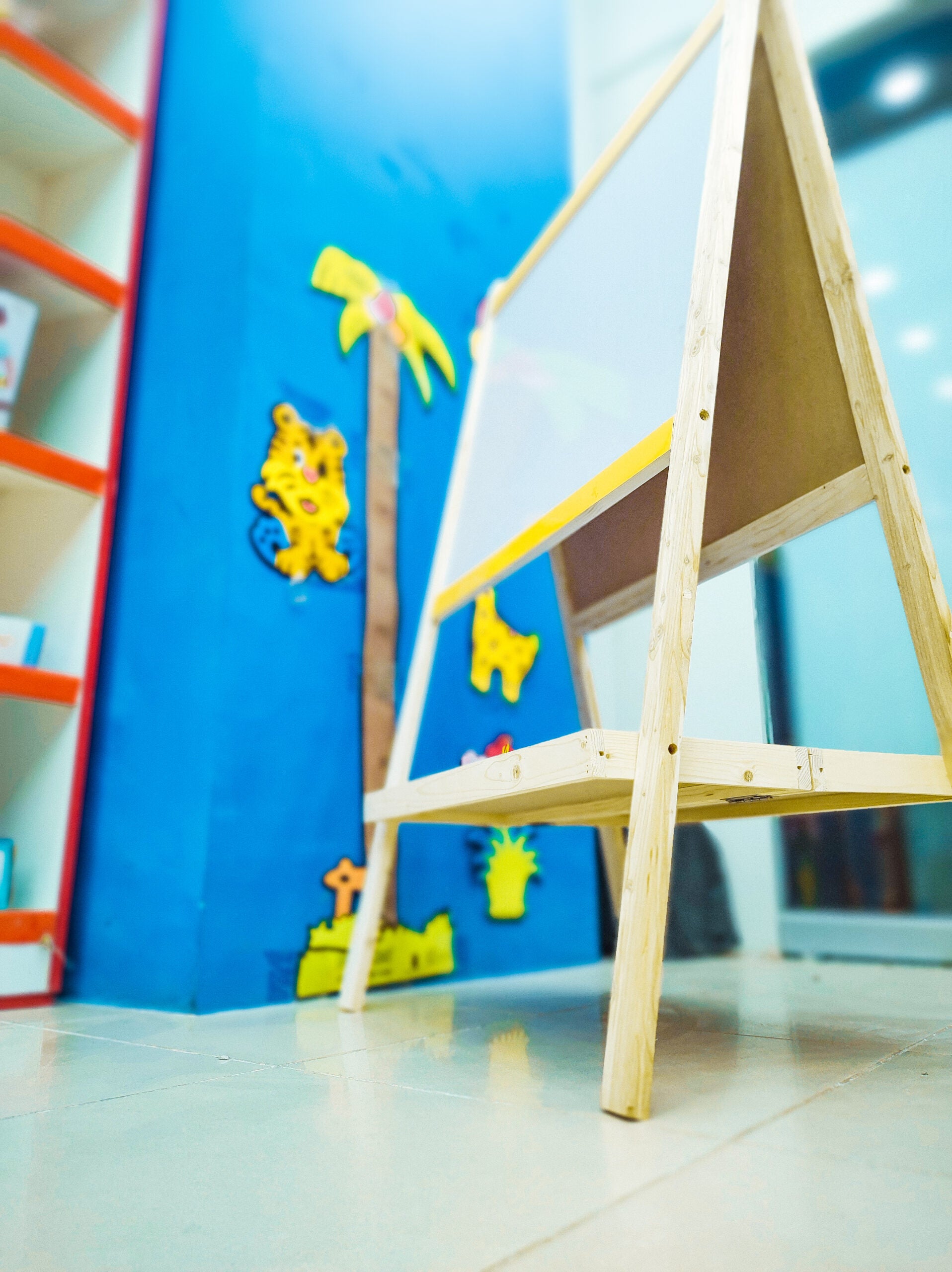 3 in 1 Multi Functional Wooden Easel White and Black Board For Kids - 005 - Default Title - Odeez | Educational Toys Pakistan 