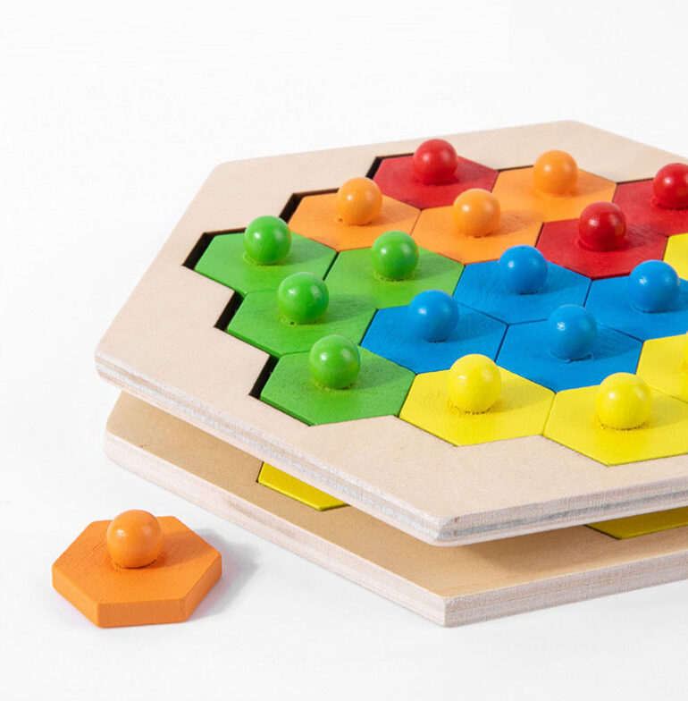Multiplayer Honeycomb Pattern Challenge Wooden Puzzle - 576