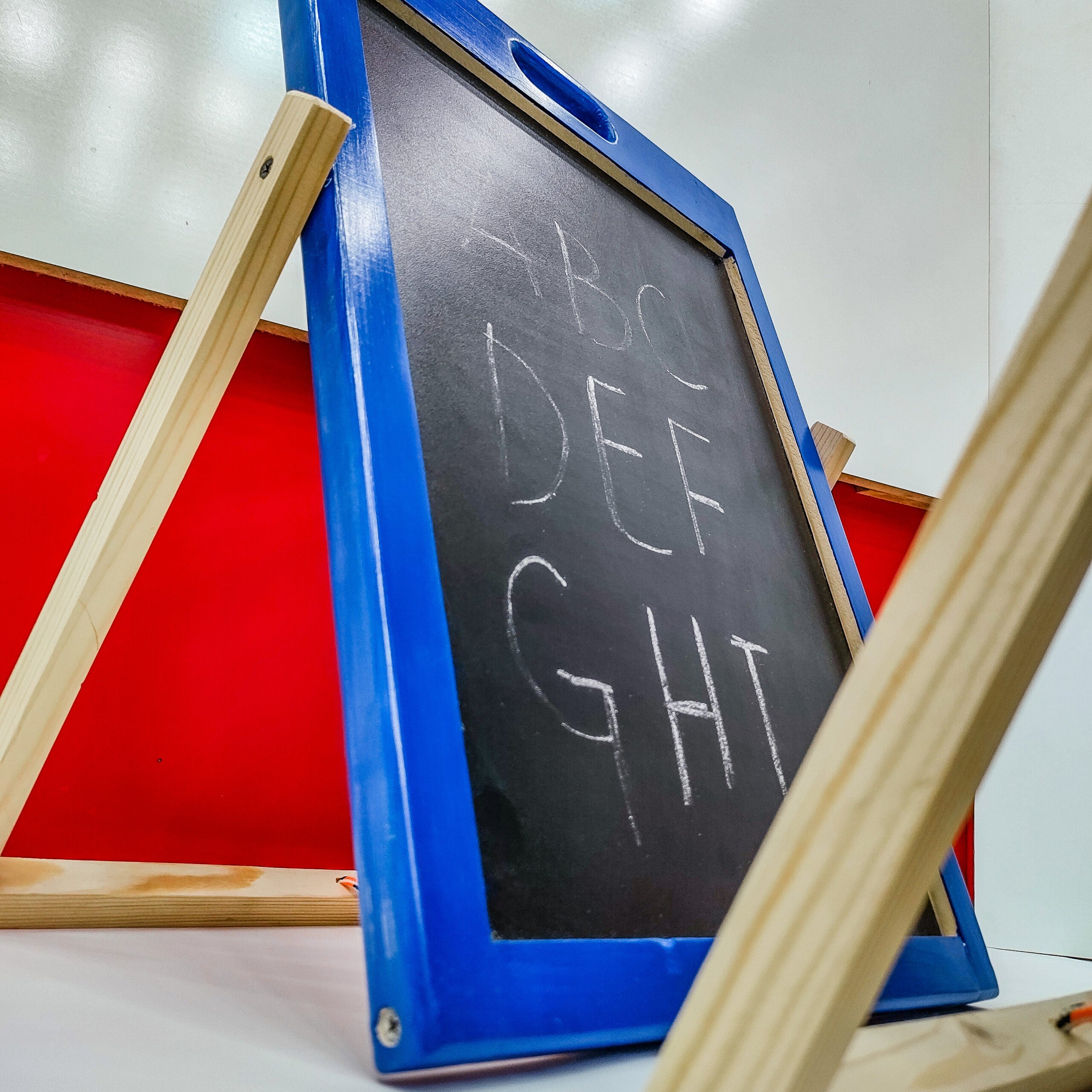 2 in 1 Small Wooden Easel Board For Kids - 008 - Default Title - Odeez | Educational Toys Pakistan 