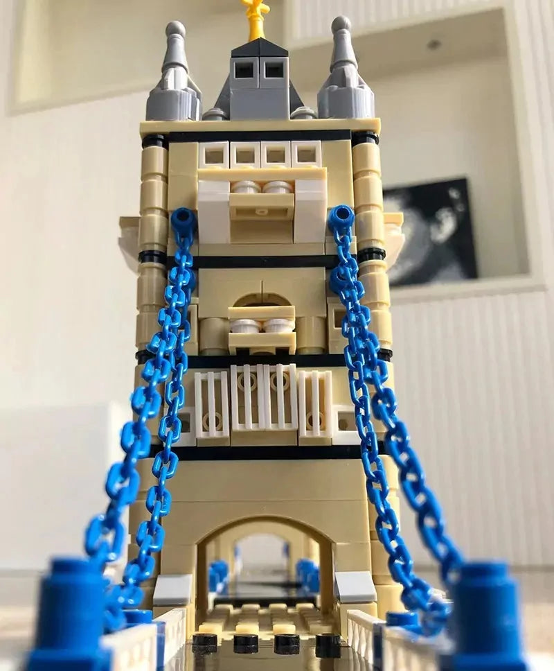 The Tower Bridge of London Building Blocks - 1052 pieces - Default Title - Odeez | Educational Toys Pakistan 