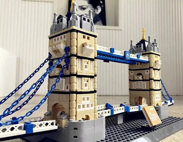 The Tower Bridge of London Building Blocks - 1052 pieces - Default Title - Odeez | Educational Toys Pakistan 