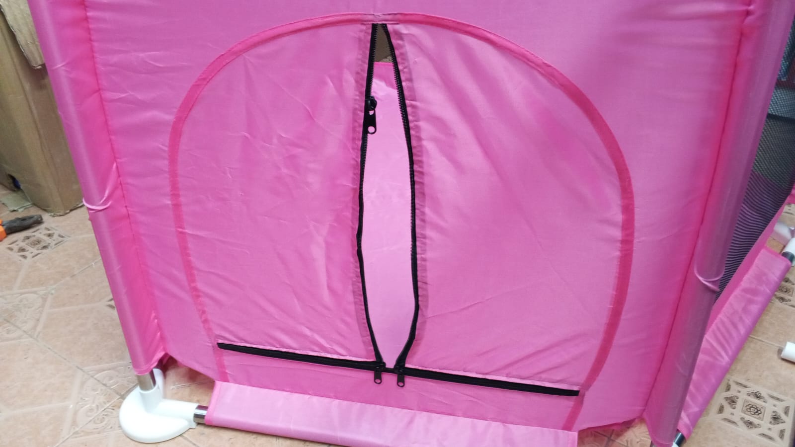 Slightly Fault - Hexagon Safety Playpen Basketball Arena for Kids